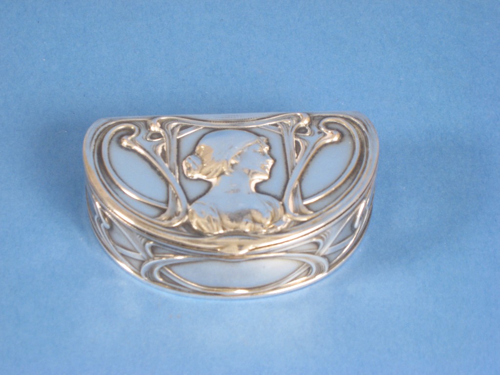 Appraisal: A Continental Art Nouveau silver half round Box with female