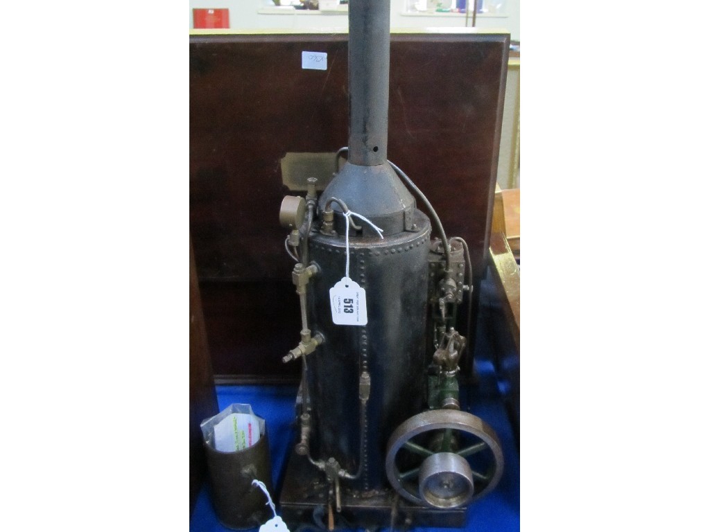 Appraisal: Live steam scale model of a steam driven engine complete