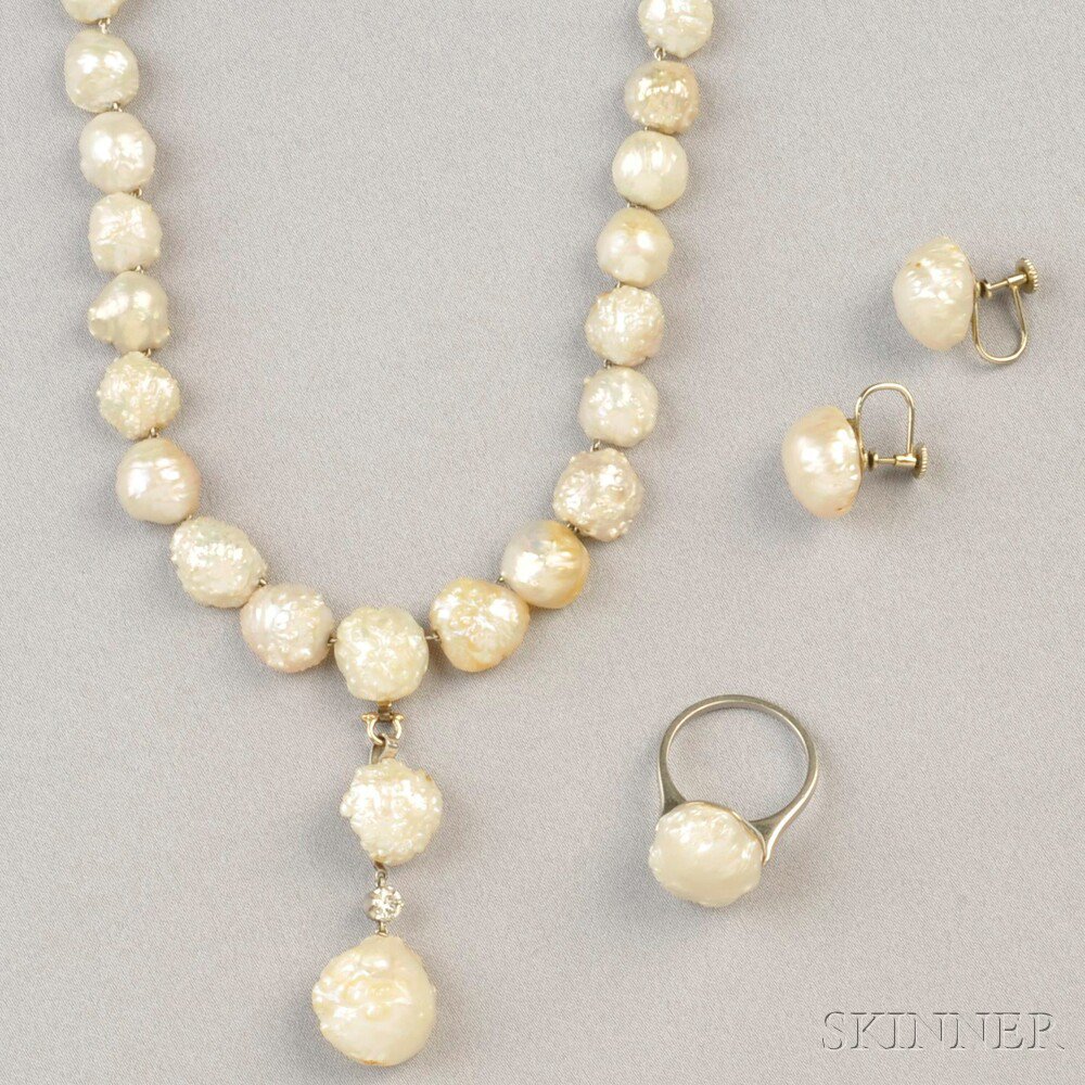 Appraisal: Freshwater Pearl Suite the freshwater pearl necklace suspending a drop