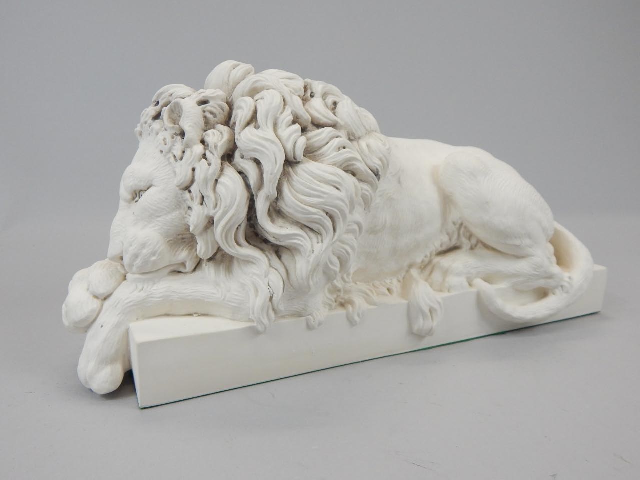 Appraisal: A resin model of a lion in the manner of