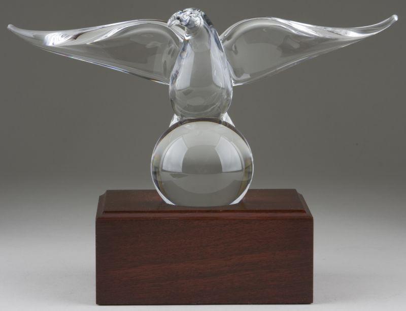 Appraisal: Steuben Art Glass Eagle designed by James Houston the spread-winged