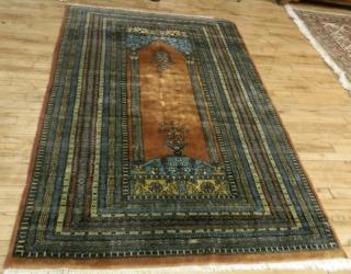 Appraisal: Oriental rug Oriental rug ' '' x ' ''