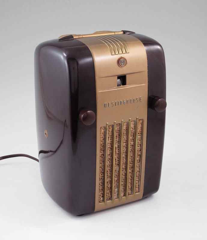 Appraisal: WESTINGHOUSE H REFRIGERATOR RADIO Burgundy case with gold accents ''