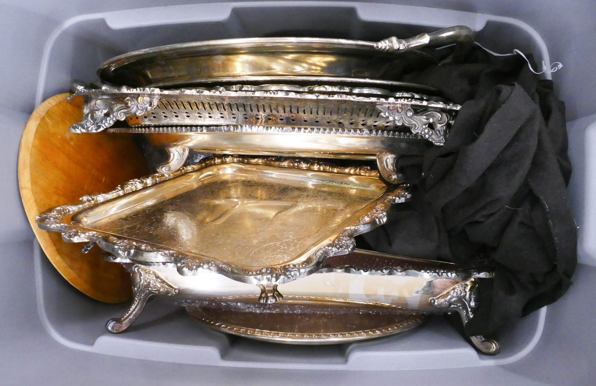 Appraisal: Box Silverplate Serving Pieces