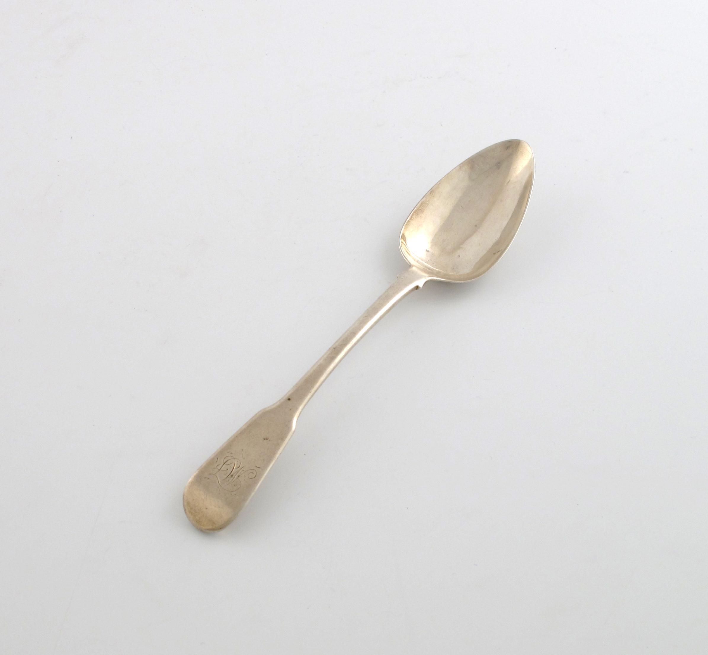 Appraisal: An early th century Chinese Export silver Fiddle pattern tablespoon