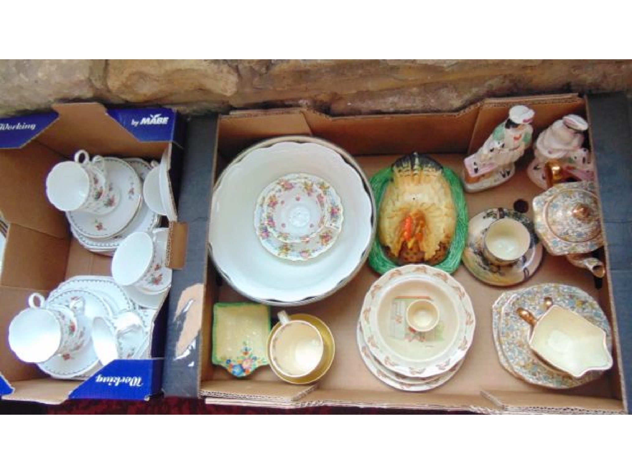 Appraisal: A collection of ceramics including a cheese dish and cover