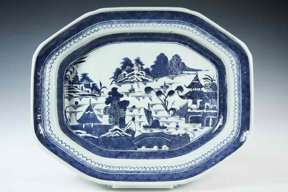 Appraisal: MEAT PLATTER - th c Chinese Export large dark blue