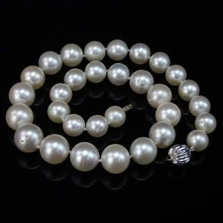 Appraisal: AIG Certified South Sea Pearl Necklace with Karat White Gold