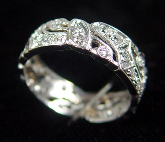 Appraisal: Ladies White Gold Diamond Ring Thirty-two ct Old Mine cut