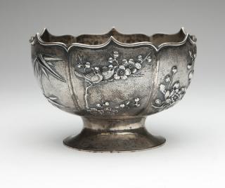 Appraisal: A Japanese silver bowl Second quarter th century maker's mark