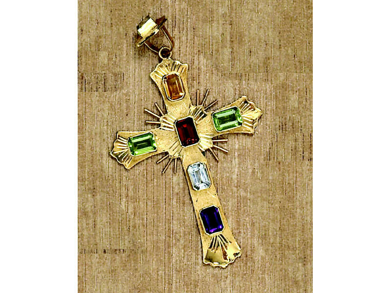 Appraisal: GEMSTONE CROSS k yellow gold cross pendant set with step