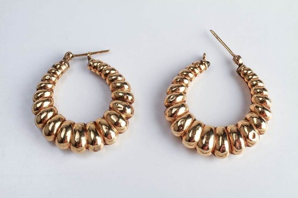 Appraisal: K Yellow Gold Modern Post Earrings K yellow gold modern