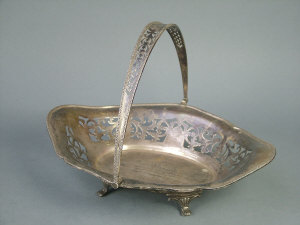 Appraisal: An silver fruit basket birmingham c Of oval shape with