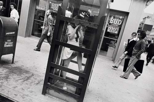 Appraisal: WINOGRAND GARRY - New York New York Silver print x