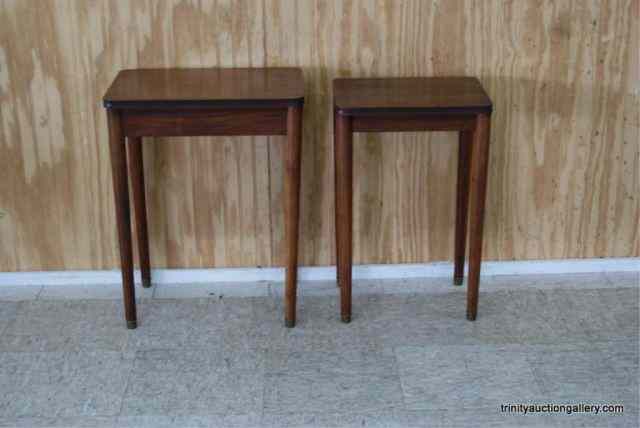 Appraisal: Mahogany Nesting Side Table SetThis a very nice pair of