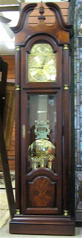 Appraisal: FEDERAL STYLE MAHOGANY TALL CASE FLOOR CLOCK Howard Miller Clock