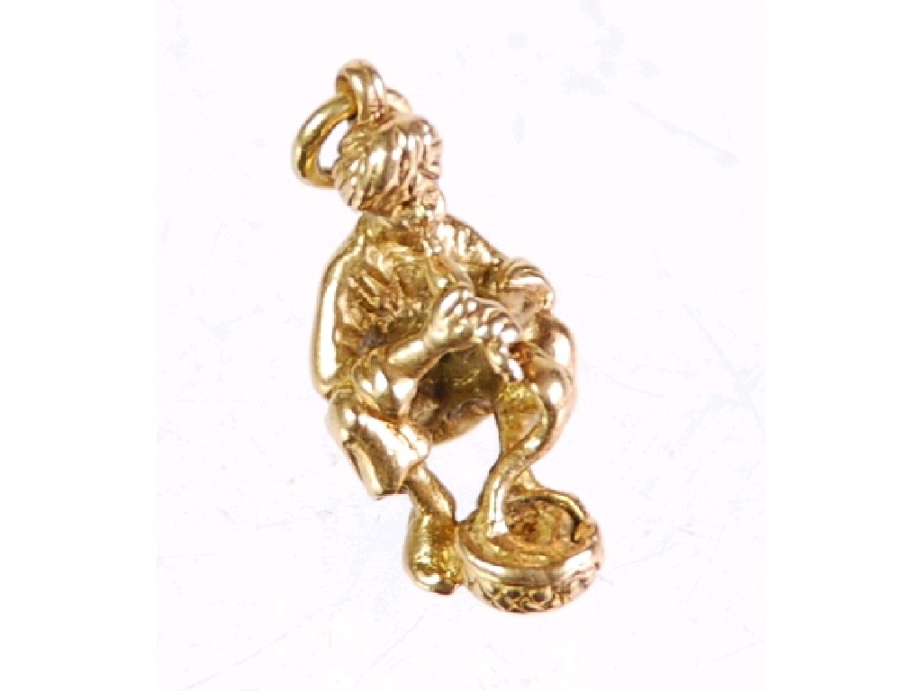 Appraisal: ct GOLD CHARM in the form of a snake charmer