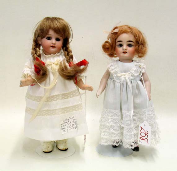 Appraisal: TWO GERMAN BISQUE HEAD DOLLS one attributed to Kestner with