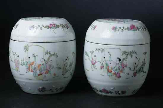 Appraisal: PAIR CHINESE FAMILLE ROSE PORCELAIN JARS AND COVERS Tongzhi seal