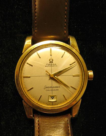 Appraisal: Gentleman's stainless steel wristwatch Omega SeamasterCircular case gold toned face