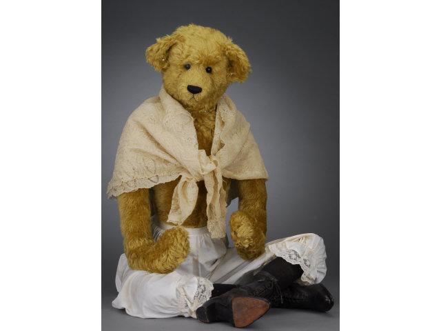 Appraisal: Contemporary Marcia Sibol Victorian Lady Bear Large fully jointed blonde