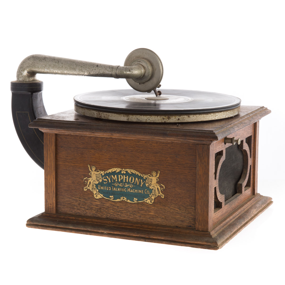 Appraisal: United Talking Machine Co Symphony phonograph circa oak table top