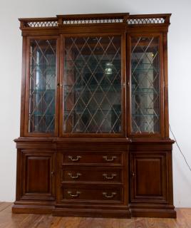 Appraisal: Lexington Furniture Breakfront Lexington Furniture two-piece breakfront china cabinet bottom