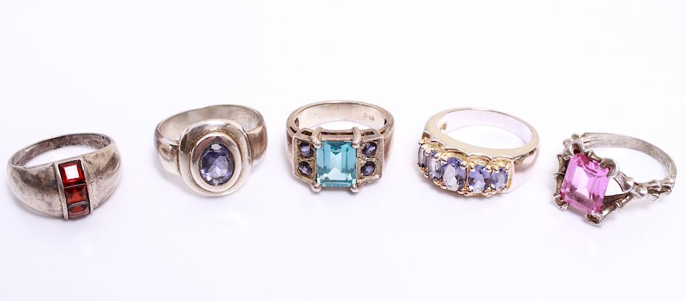 Appraisal: Silver Rings Sapphire Amethyst Others Group of five sterling silver