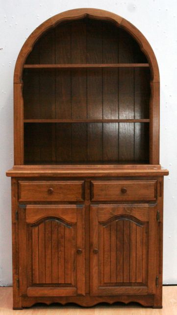 Appraisal: A kitchen dresser