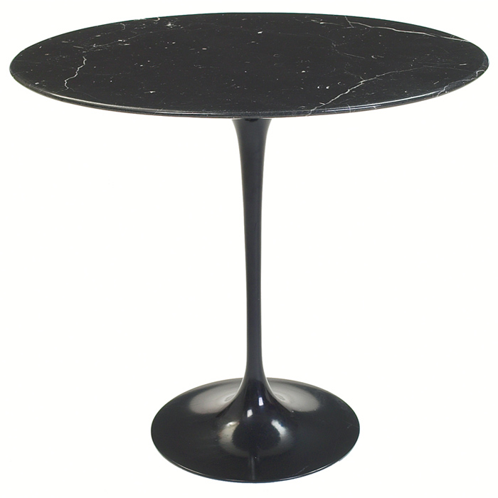 Appraisal: Eero Saarinen pedestal occasional table by Knoll oval black marble