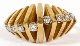 Appraisal: KT YELLOW GOLD DIAMOND RING KT YELLOW GOLD DIAMOND RING