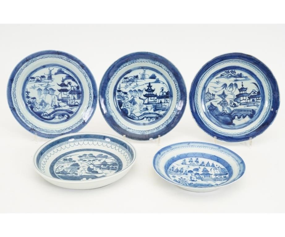 Appraisal: Four Chinese Canton blue and white porcelain deep dishes circa