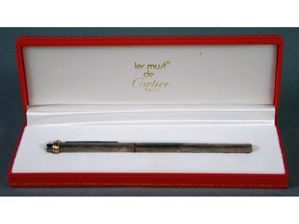 Appraisal: LE MUST DE CARTIER PARIS MODERN FOUNTAIN PEN with rounded