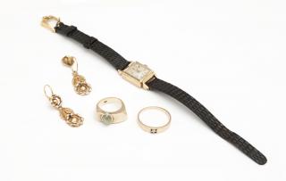 Appraisal: A group of gold jewelry A K gold case with