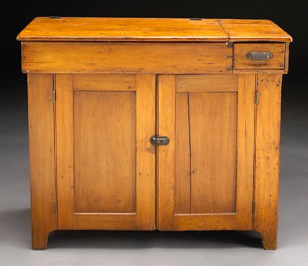 Appraisal: An American pine paneled two door dry sink th century