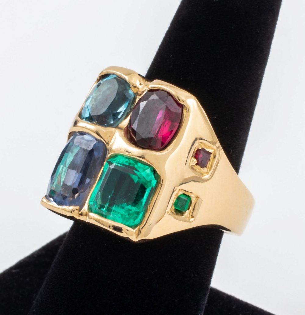 Appraisal: K YELLOW GOLD MULTI-COLORED GEMSTONE RING K yellow gold ring