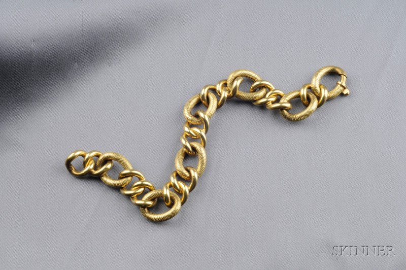 Appraisal: kt Gold Bracelet composed of fancy polished and engraved links