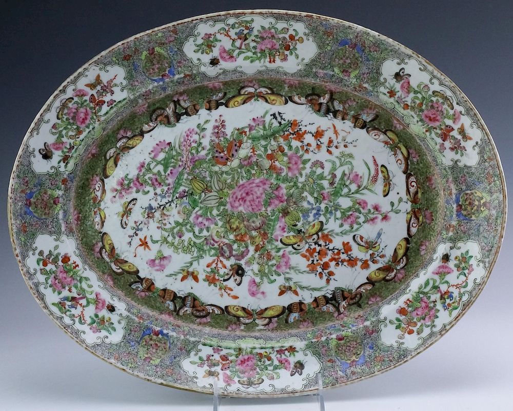 Appraisal: Antique Chinese Famille Rose Porcelain Platter Antique Chinese famille rose