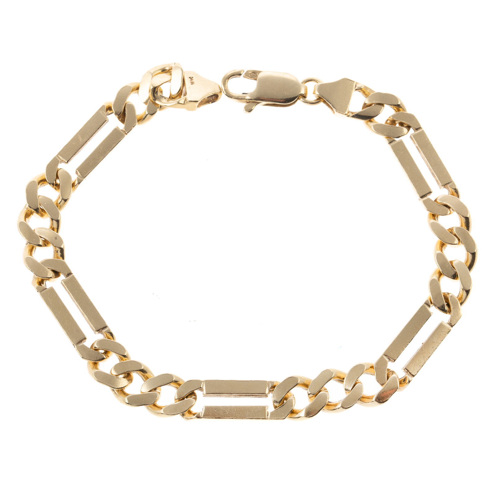 Appraisal: AN ELONGATED LINK BRACELET IN K K yellow gold bracelet