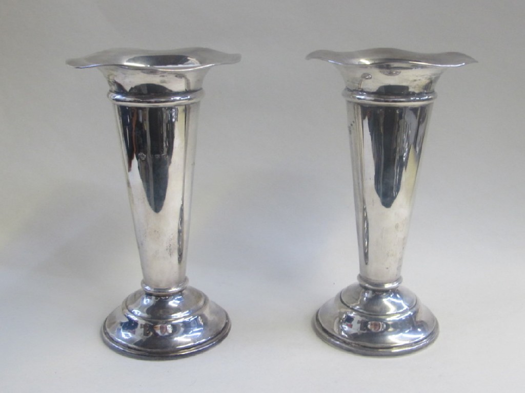 Appraisal: Pair of silver trumpet shaped vases Birmingham