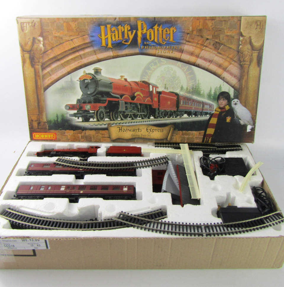 Appraisal: A Hornby OO-gauge Hogwarts Express electric train set from Harry