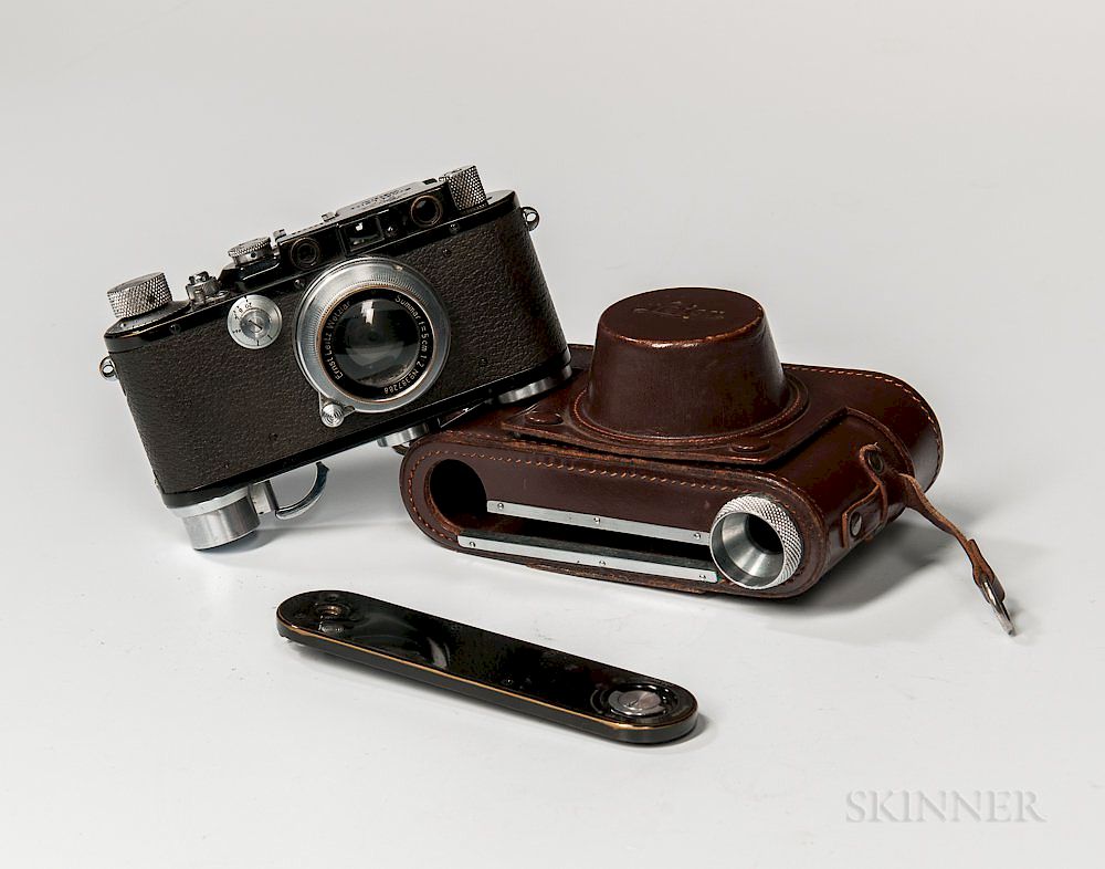 Appraisal: Uncommon Black Chrome Leica III Camera Uncommon Black Chrome Leica