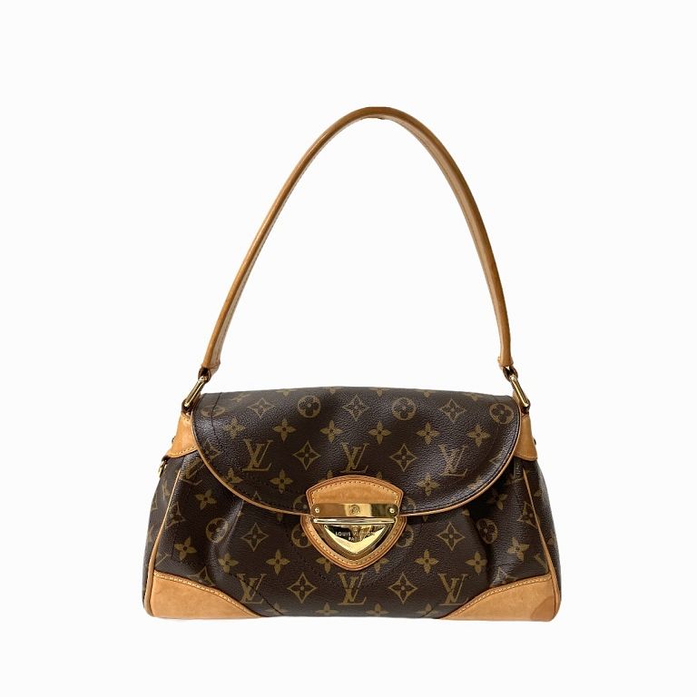 Appraisal: Louis Vuitton Monogram Pochette Shoulder Bag Louis Vuitton Monogram Pochette