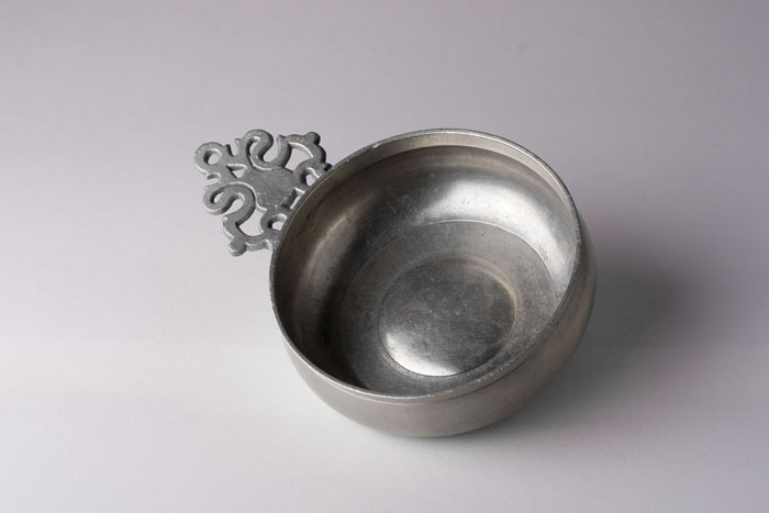 Appraisal: PEWTER PORRINGER JOHN BASSETT - New York City circa -