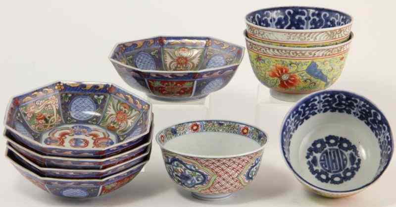 Appraisal: Nine Japanese Porcelain Bowlsassortment of th century bowls includes Imari