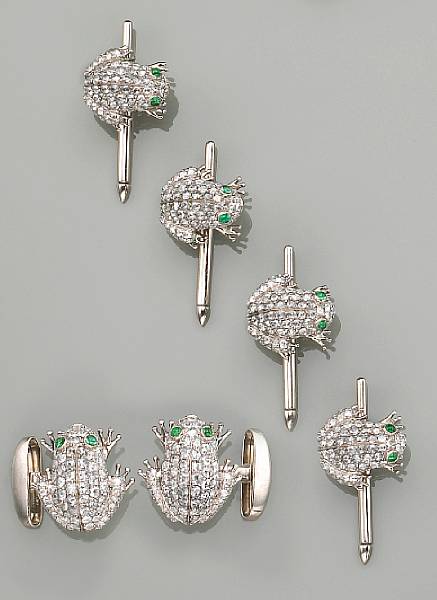 Appraisal: comprising a pair of cufflinks and four dress studs each