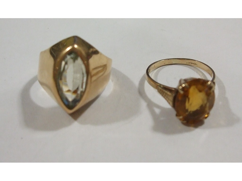 Appraisal: Lot comprising a ct gold citrine single stone ring and