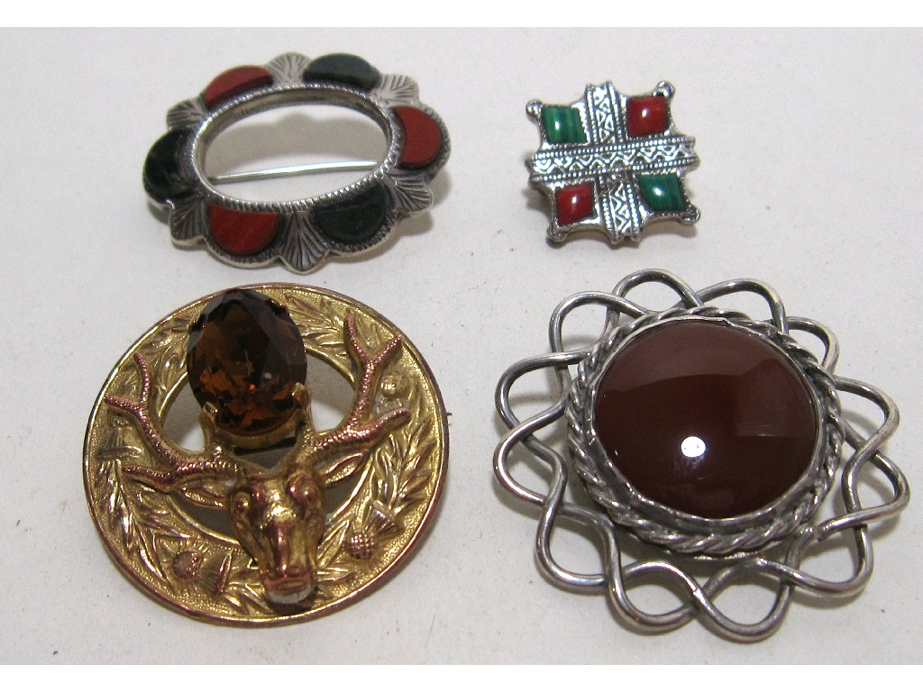 Appraisal: Lot comprising three Scottish silver and agate brooches and a