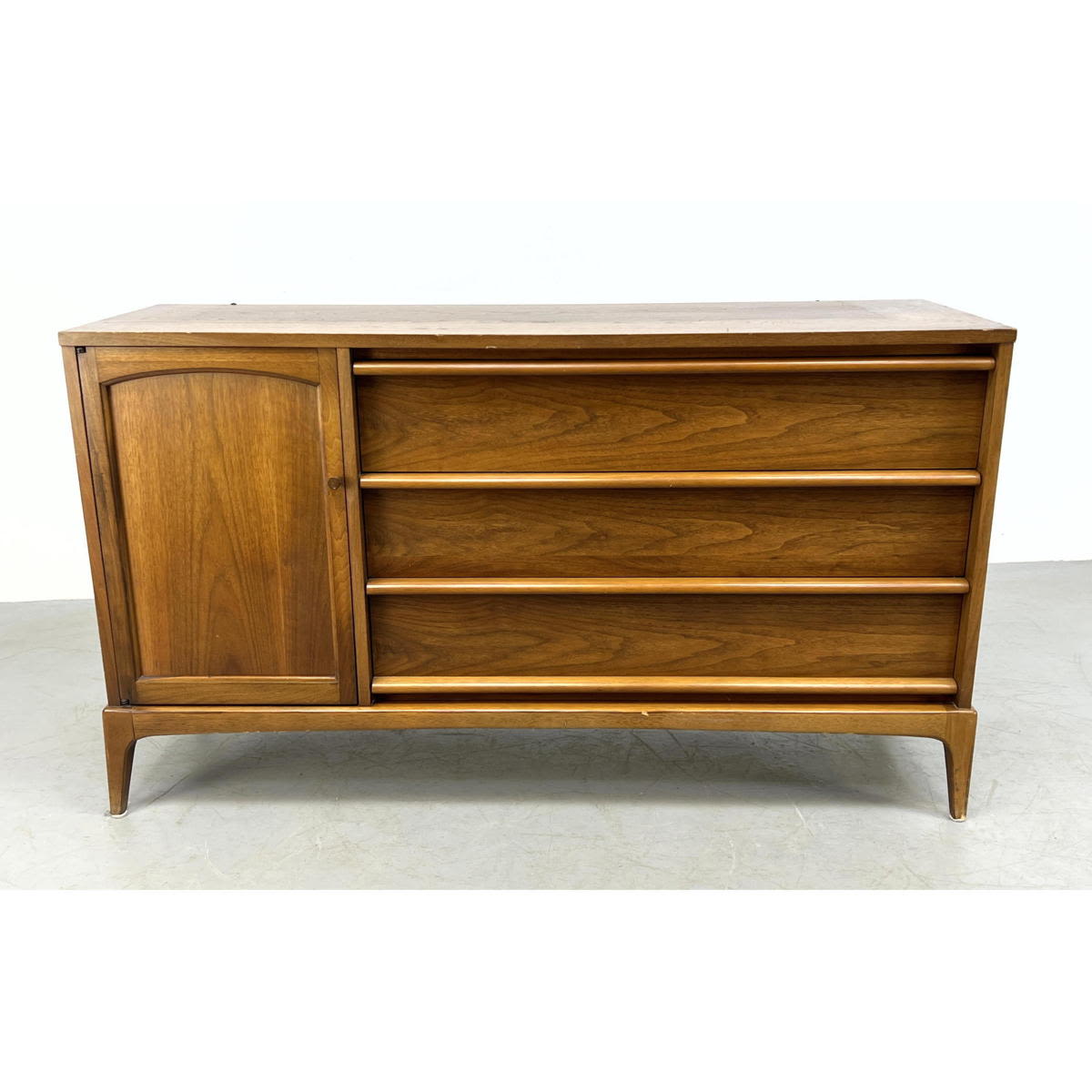 Appraisal: LANE American Walnut Dresser Credenza Door panel reverses from wood