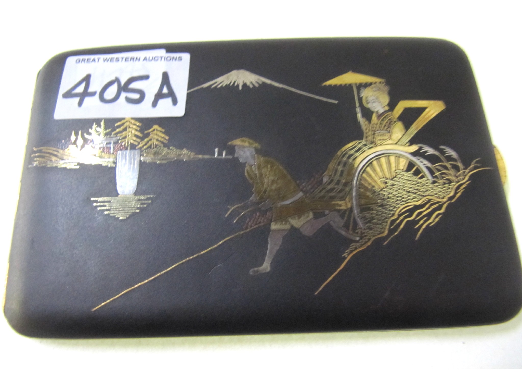 Appraisal: A gold coloured metal inlaid Japanese cigarette case